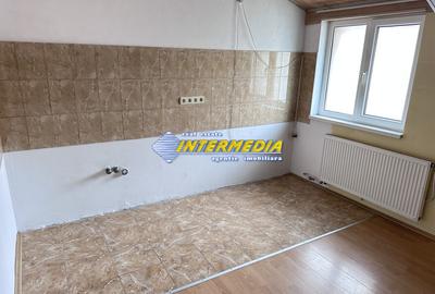 Spatiu de inchiriat I CETATE I 100 mp I Etaj 1 I Ideal pentru  birouri I - 12