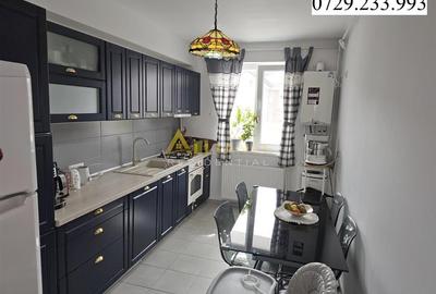 Apartament cu 2 camere decomandat, mobilat în Central
