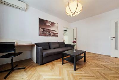 Apartament cu 2 camere semidecomandat, mobilat în Cișmigiu