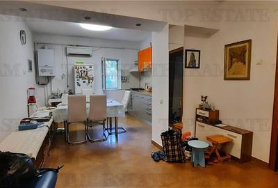 Vanzare apartament 3 camere in Vila Pajura - 6