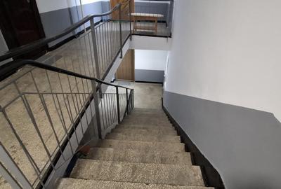 Soveja-stradal-Apartament 2 camere decomandate,mob utilat - 10