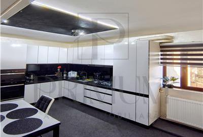 Apartament cu 3 camere decomandat, mobilat în Dumbrăvița