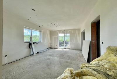 Casa 4 camere de vanzare in Campenesti - 1