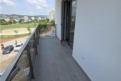 Apartament cu 3 camere lux zona La Terenuri - 7