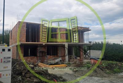Casa moderna cu piscina suspendata, vedere panoramica in Cisnadioara. - 13