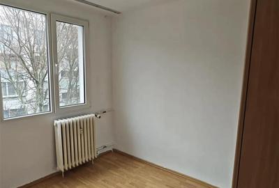 Vanzare Apartament 3 Camere Semidecomandat Berceni-Al.Niculitel - 7