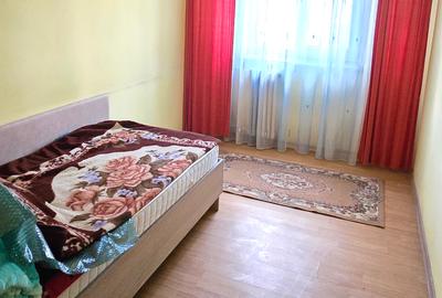 Apartament cu 3 camere decomandat în Dacia