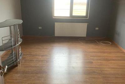 Casa/Vila Tatarasi - 740 euro - 13
