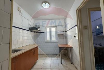 Apartament  3 camere de vanzare langa metrou Valea Ialomitei/Dr.Tabere - 8