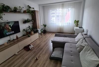 Apartament cu 2 camere semidecomandat în Florești