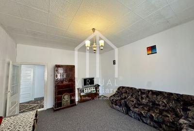 Casa singur in curte, 4 camere, 106mp utili + balcon, spatiu comercial - 12