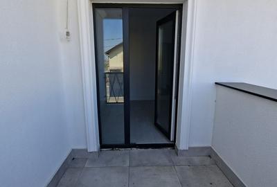 Duplex spatios cu garaj si pereti dublii - 22