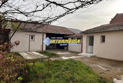 Vanzare Casa cu 920 mp teren Alba Iulia Zona HCC la asfalt si toate utilitatiile - 3
