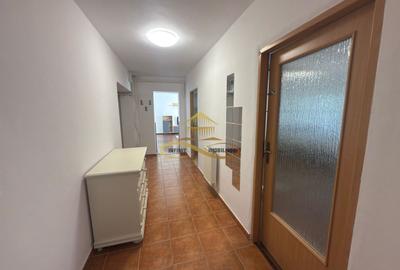 Apartament 3 camere de inchiriat parcul catedralei Bacau - 8