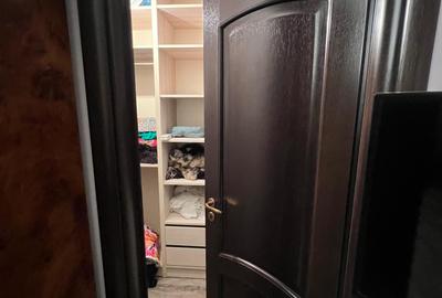 Vanzare Casa/Villa 6 camere 3 bai 3 wc -uri Dobroiesti 0% Comision - 34