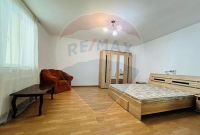 Apartament de vânzare cu două camere, pe strada Ploiești - 3