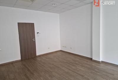 Spatiu comercial cu 16 incaperi - zona Mehala - 3