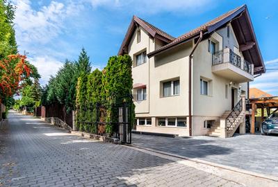 Casă individuală cu 7 camere în Andrei Mureșanu
