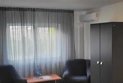 Garsonieră decomandată în Tineretului