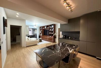 Apartament cu 4 camere în Pipera