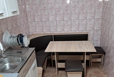 Apartament 3 camere, decomandat, centrala termica - 11