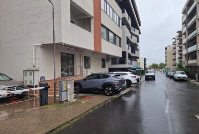 Apartament cu 2 camere semidecomandat, mobilat în Nord