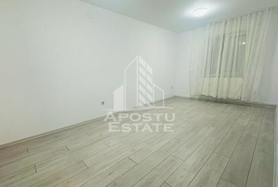 Apartament cu 2 camere semidecomandat în Drăgășani