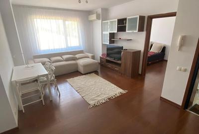 Apartament cu 3 camere decomandat în 1 Mai