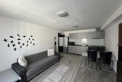 Apartament cu 3 camere semidecomandat în Aradului