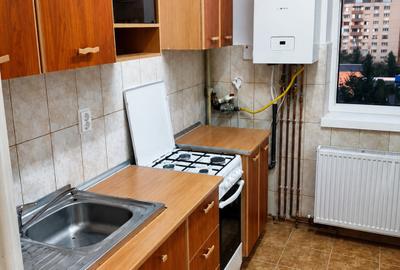 Apartament cu 2 camere semidecomandat, mobilat în Gheorgheni