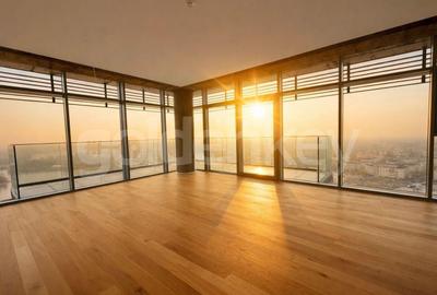 Apartament cu 4 camere decomandat în Aviației
