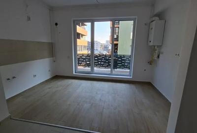 Apartament cu 3 camere decomandat în Theodor Pallady