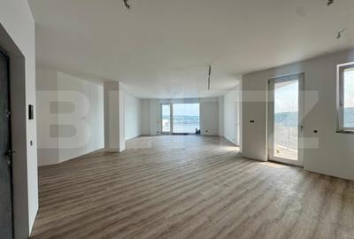 Penthouse cu 3 camere decomandat, mobilat în Florești