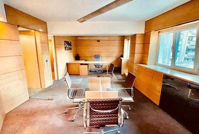 Spatiu Birouri de lux 5 camere zona Unirii 2 bai 4x balcoane - 1