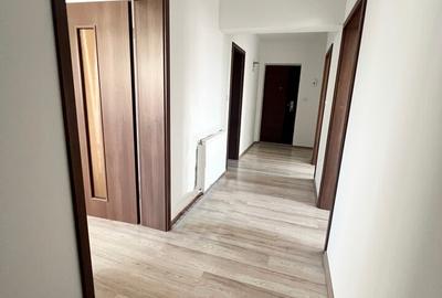 Apartament trei camere de vanzare Sebes-Petresti - 9
