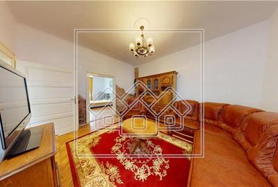 Ap. cu 2 camere si 20 mp de gradina, mobilat, Zona Centrala - 7