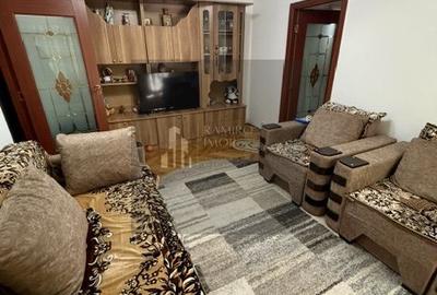 Apartament cu 3 camere semidecomandat, mobilat în Alexandru Obregia