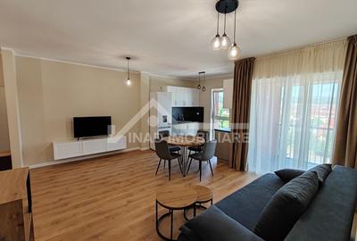 Apartament cu 2 camere semidecomandat, mobilat în Florești
