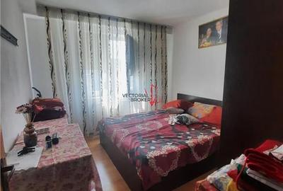 2 camere decomandat, bloc 1982 Costin Georgian - 8