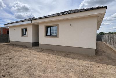 Duplex cu 4 camere în Moșnița Nouă