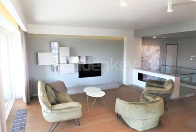 Apartament cu 4 camere semidecomandat, mobilat în Iancu Nicolae
