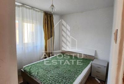Apartament cu 2 camere decomandat în Girocului