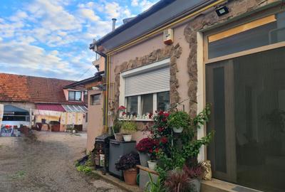 Proprietate ultracentrală cu 5 camere- str. Primăriei - 19