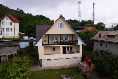 Casă individuală cu 5 camere în Nord-Vest