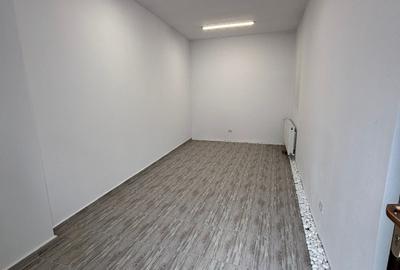 Birou, de 15.00 mp, în Central