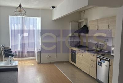 Apartament cu 3 camere semidecomandat, mobilat în 1 Decembrie 1918