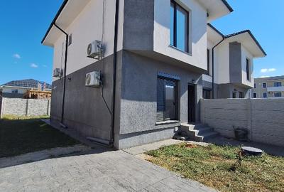 Casă cu 3 camere în Central