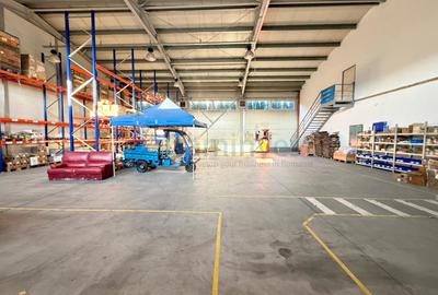 Spațiu industrial, de 1,138.00 mp, în Vest