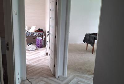 Apartament cu 2 camere decomandat în Drumul Taberei
