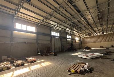Depozit cu showroom de inchiriat de 1600 mp - 16